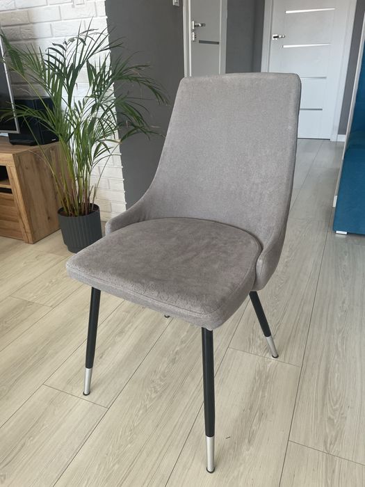 Krzesło komplet 7 sztuk Bodzio Paris