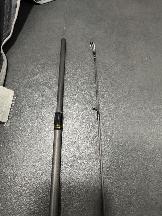 Wędka Abu Garcia Mass Beat II 244 cm 10-40 g