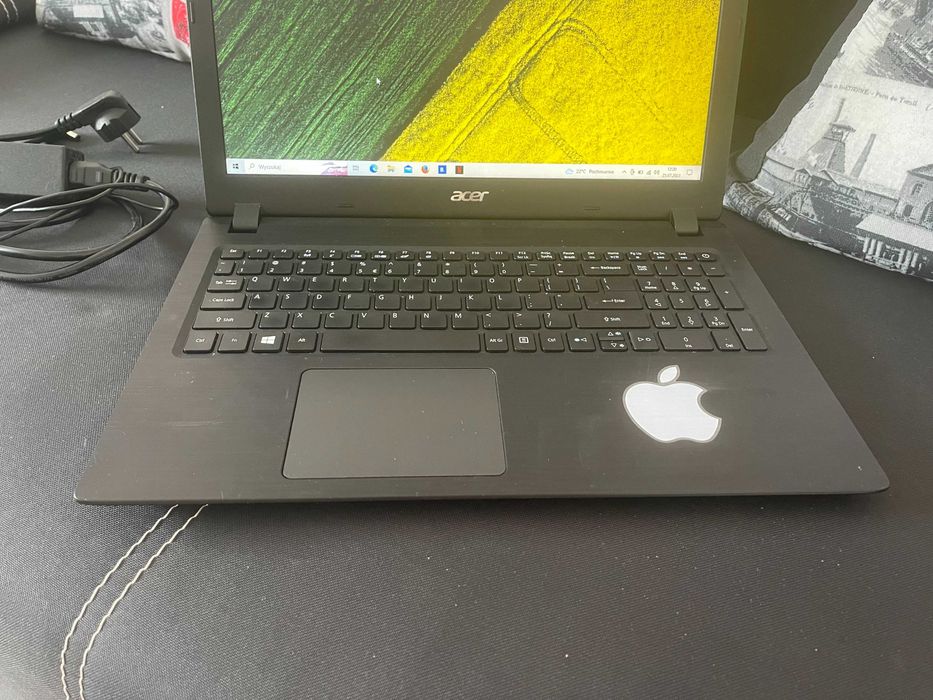 Acer Aspire 3 A315-51 i3-6006U 128GB SSD + 500GB HDD