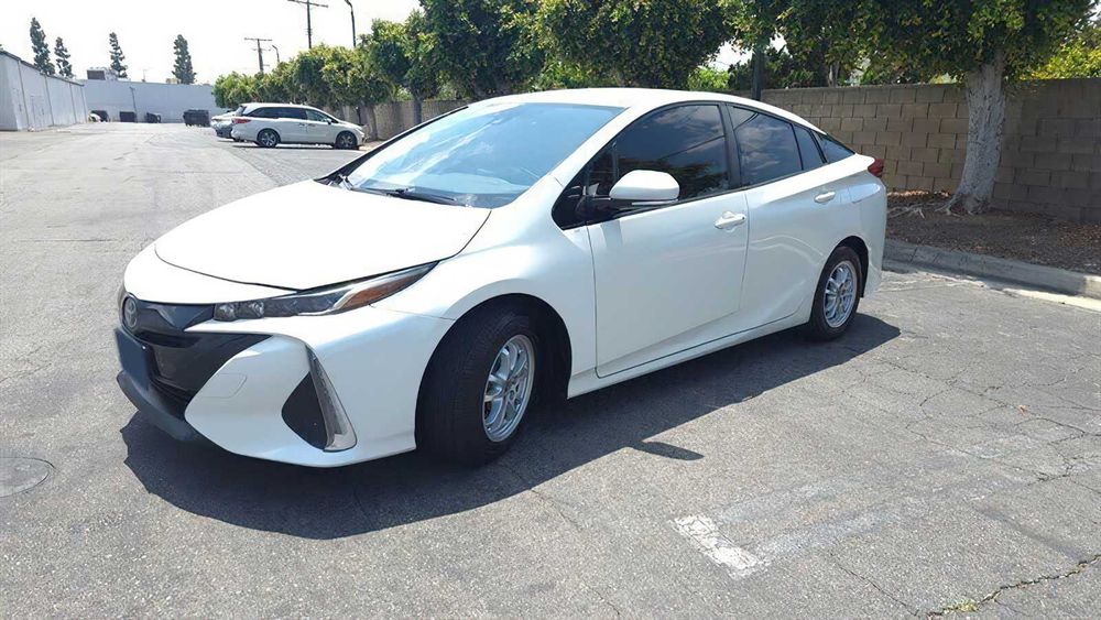 Toyota Prius Prime      2019