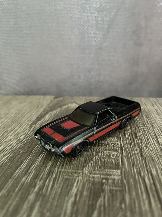 Металеві машинки від hot wheels