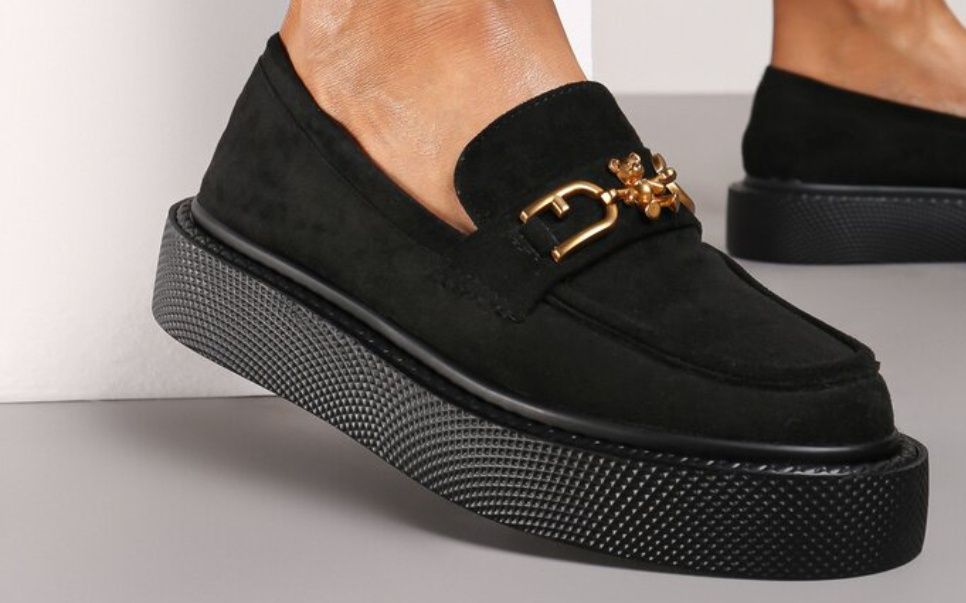 Mokasyny 38.            .