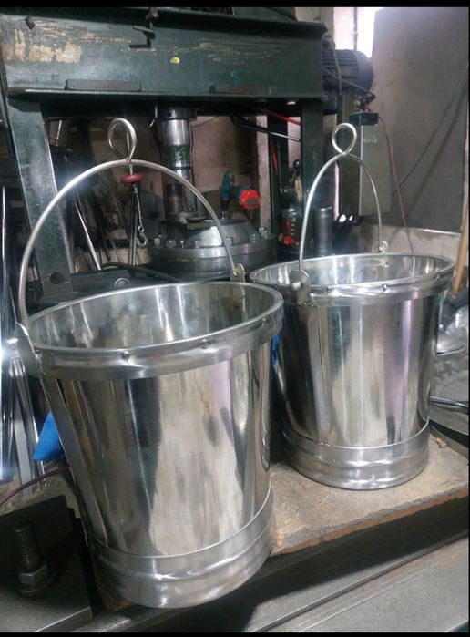 Відро нержавіюче нове