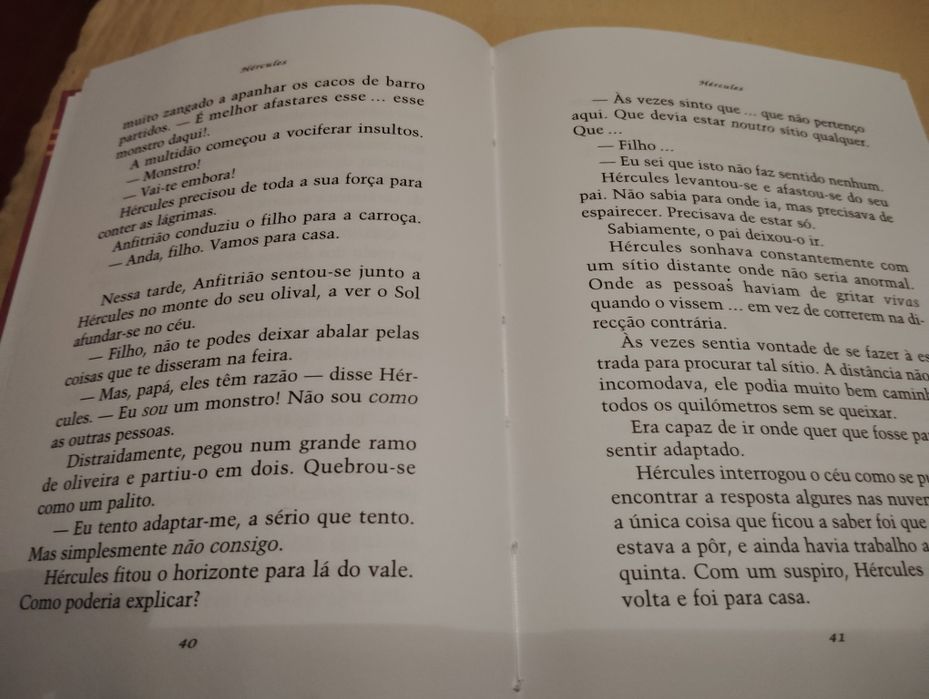 Livros Juvenis da Disney Hércules Usados