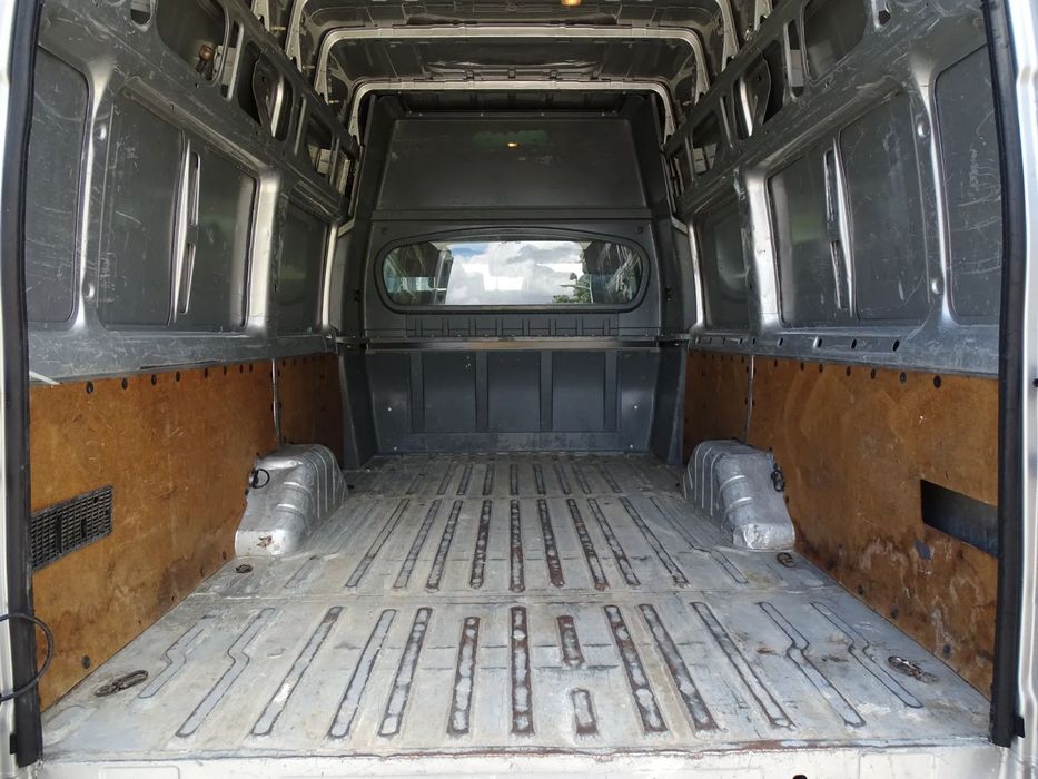 Ford Transit 2,2 TDI -155 koni-L4 H3 ,klimatyzacja ,kamera- 6-osób-, MAX wysoki, MAX długi !  Bagażnik dachowy - BUS BRYGADOWY ! SUPER STAN !