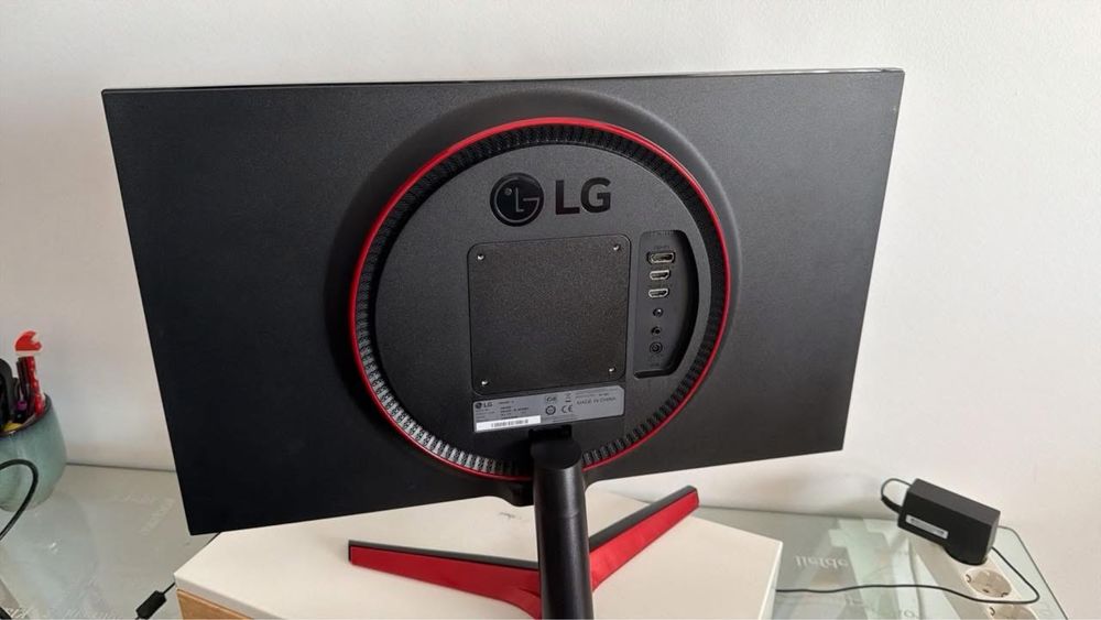 Monitor Gaming LG 24” Full HD 144Hz FreeSync