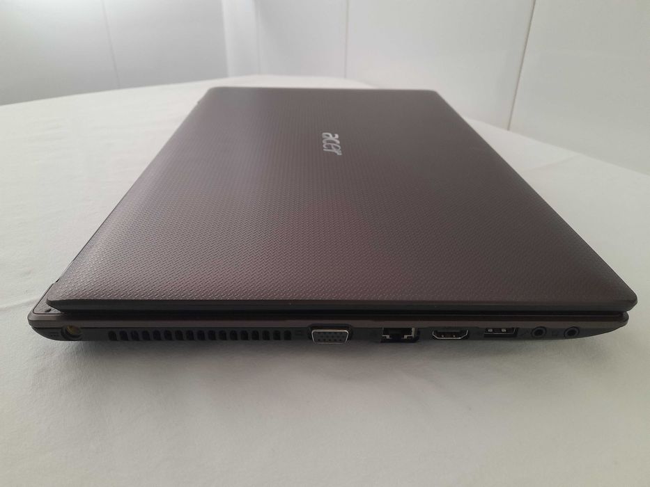 Portátil Acer | Processador: i5 | Ram: 8 GB | Carregador incluído