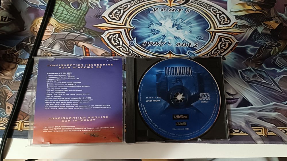 Vendo jogo Dark Reign The Future of War