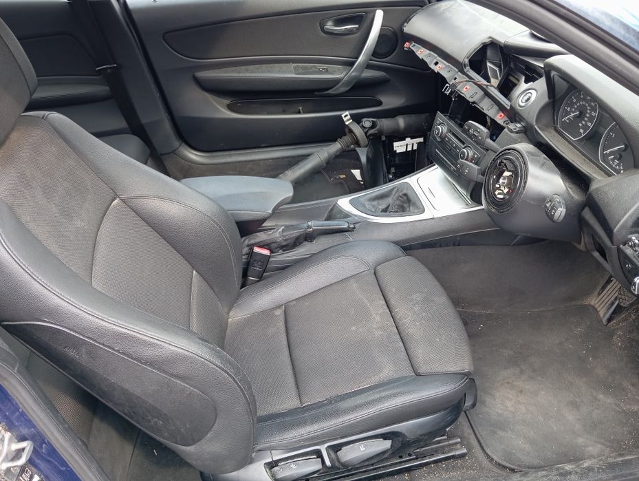 BMW e82 120d Anglik V5c baza kjs drift