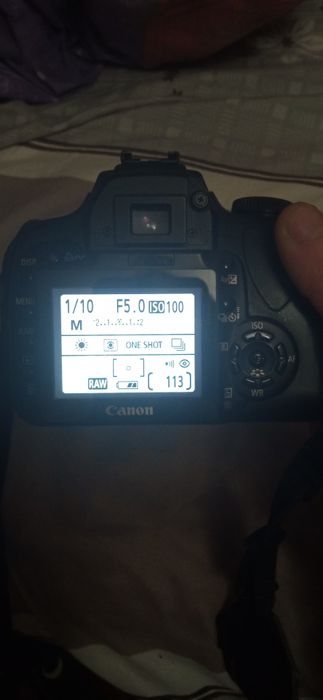 Фотоапарат Canon 400D возможен обмен на телефон