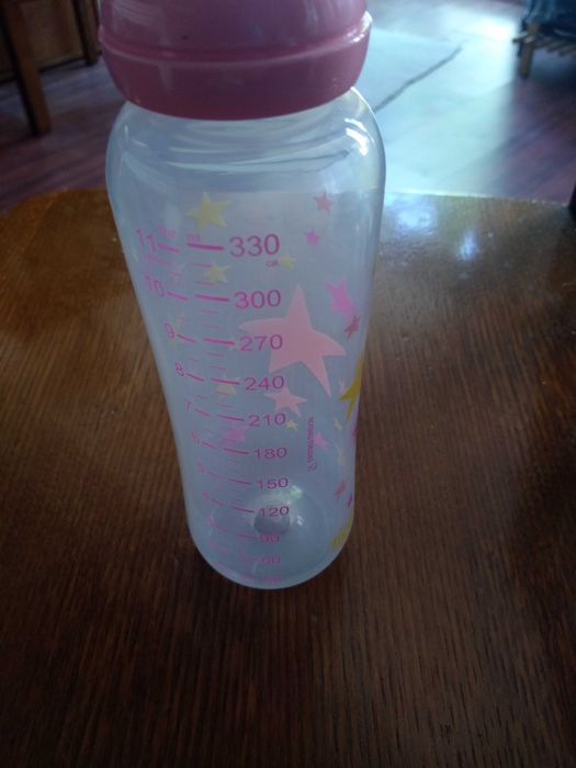 Baby Bottles in Good Condition64550413765763122