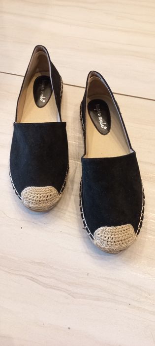 Buty damskie na wiosnę/lato roz.39