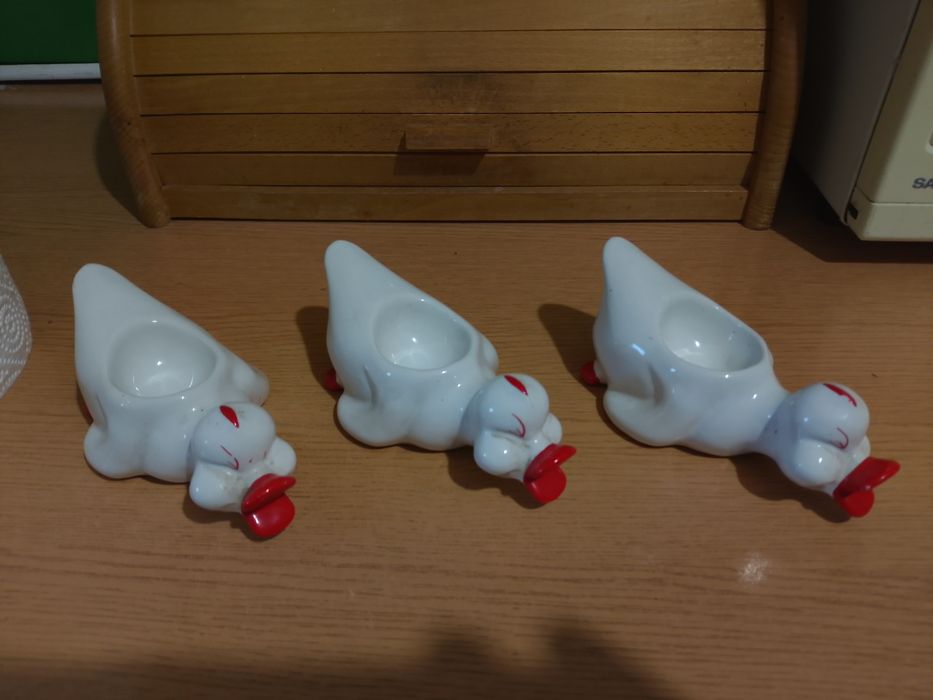 Porcelanowe podstawki na jajka szt.3