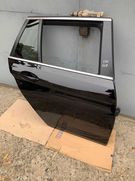 BMW G31 двері задні праві колір 668