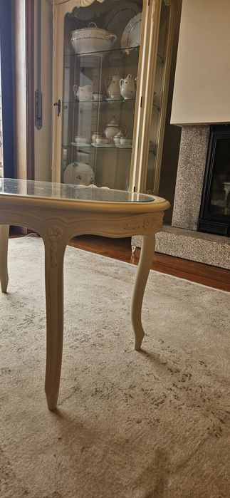 Cream coffee table with straw detail64552467277057123