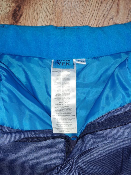 Spodnie narciarskie 134r/140r  uniwersalne