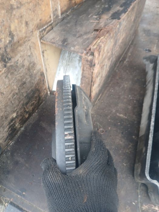 Маховик щеплення ісузу nqr