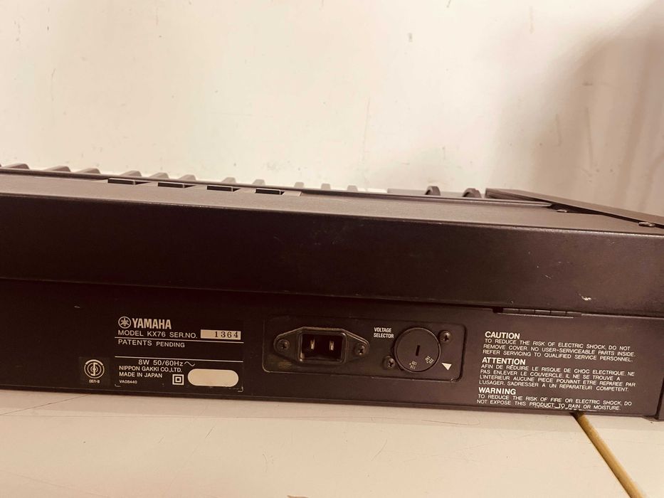 Yamaha KX76 keybord