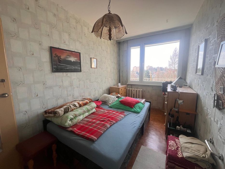 Sprzedam 61,7 m², 3 pokoje, 1 piętro, balkon – Os. Piastowskie Cieszyn - Widok 4