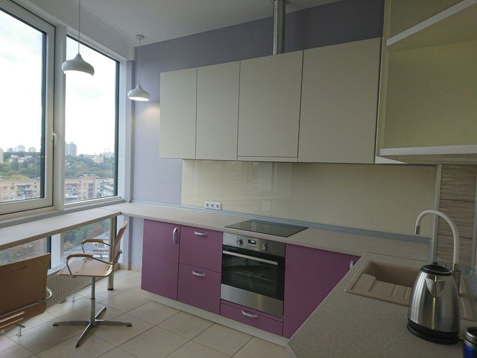 Оренда 1 кім.кв. видова про.Берестейський , 26  метро КПІ