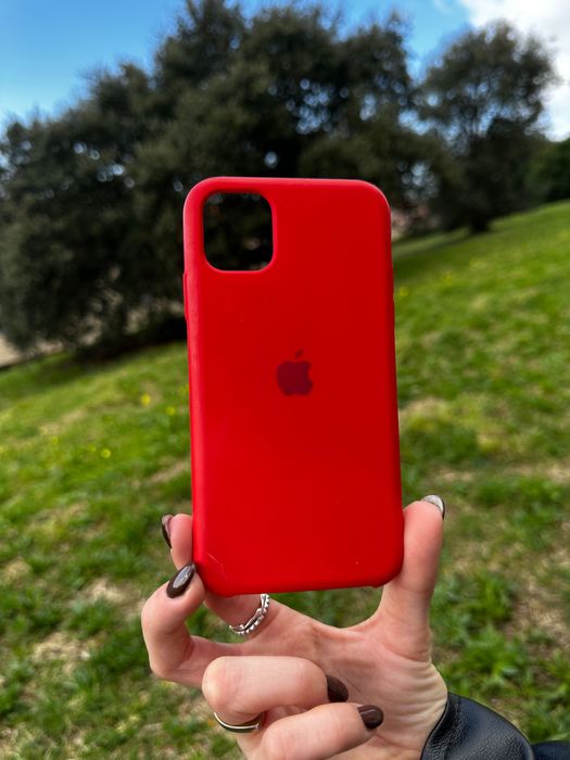 IPhone 11 128gb como novo com 5 capas negociável