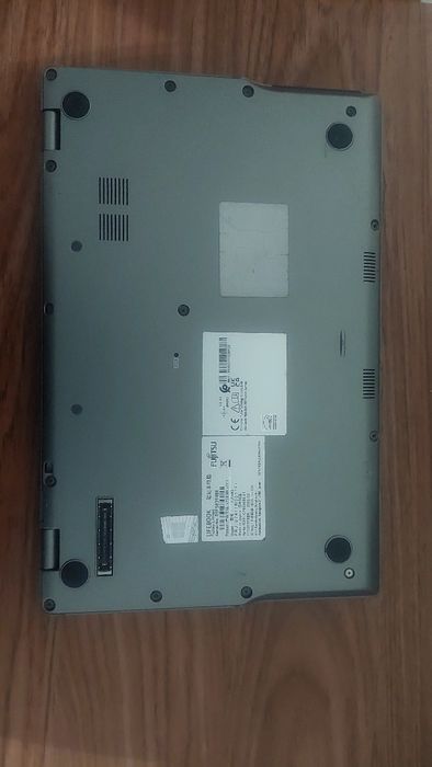 Fujitsu Lifebook U7411