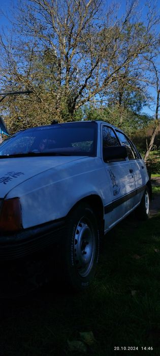 Продам опель кадет