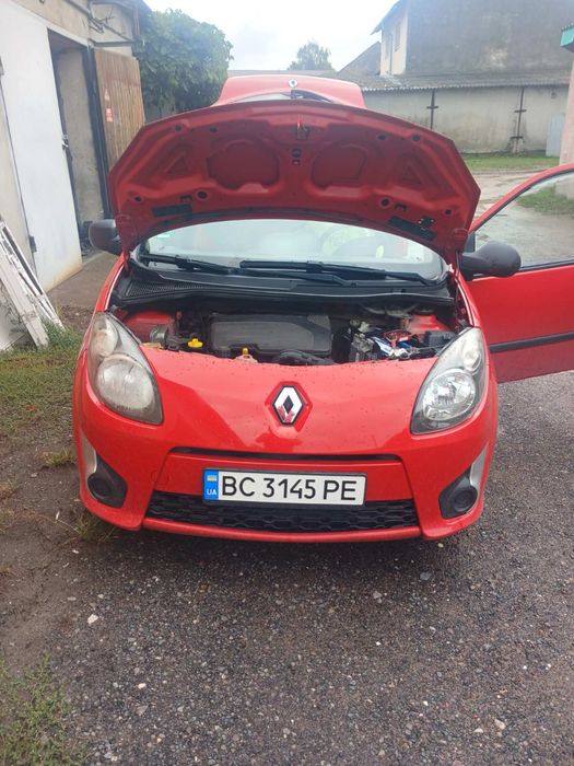 Renault twingo 1.2 бензин