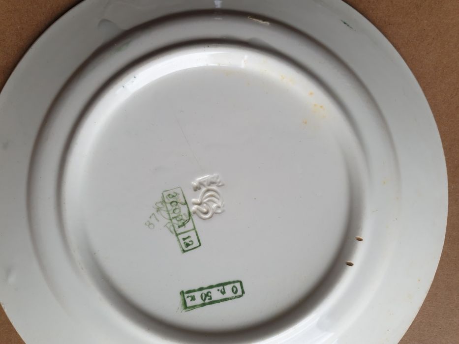 Тарілки часів СРСР.