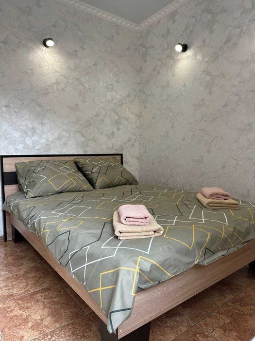 Оренда житла Подобово Погодинно Прилуки