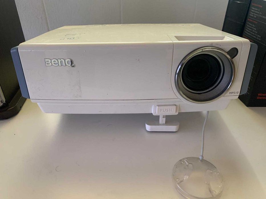 PROJETOR VIDEO BENQ A FUNCIONAR