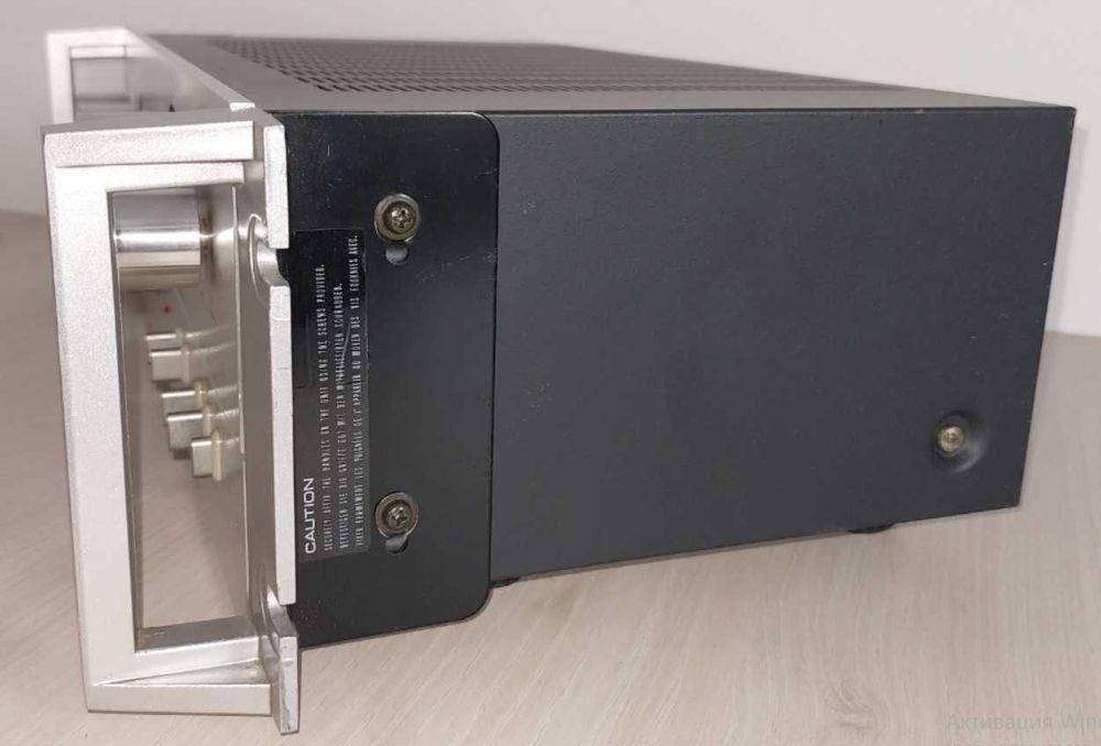 підсилювач Akai AM-2250