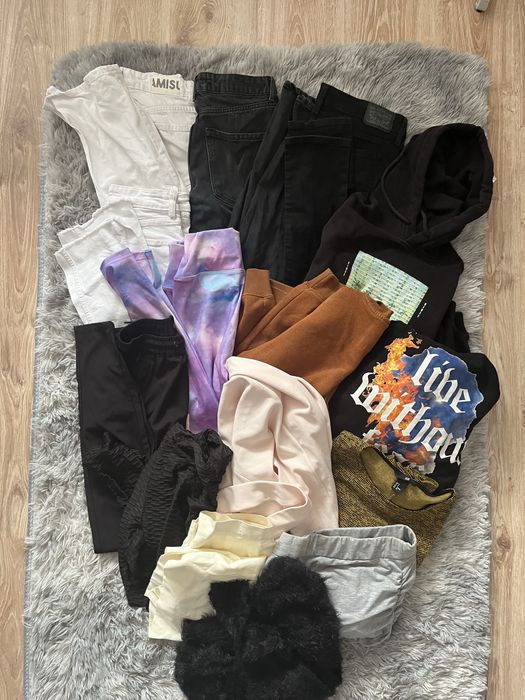 Paka ubran duza mega wielka sukienki dresy jeansy levi’s spodnica