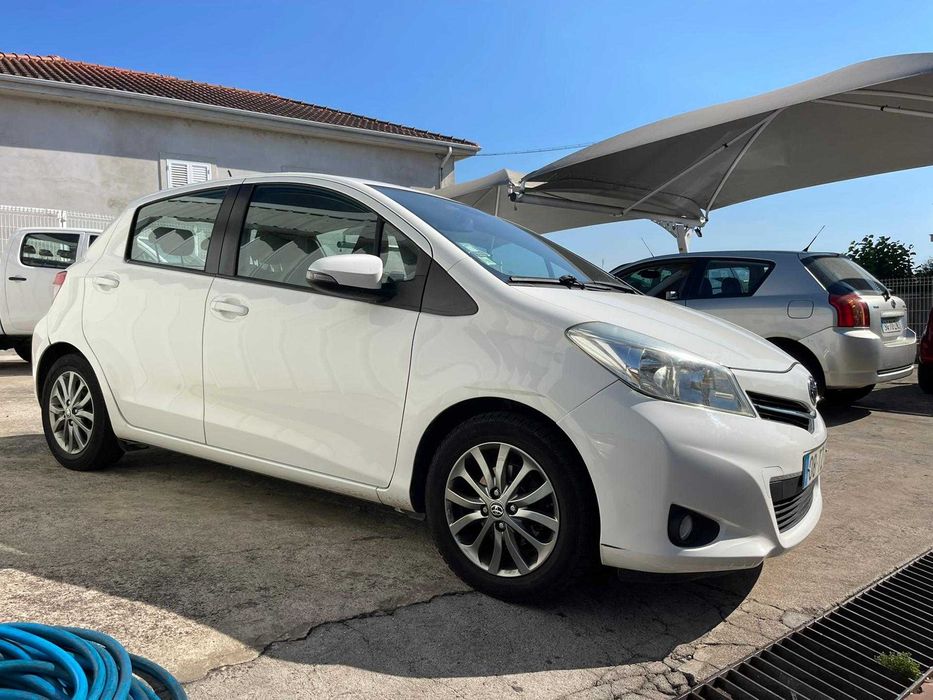 Toyota Yaris 2012