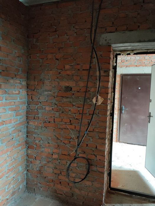 Продам 1 кім. квартиру 52,2 кв. м. на Таращанському масиві.