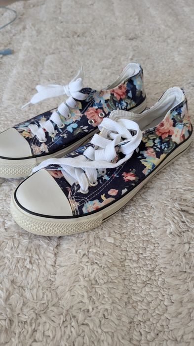 Nowe trampki damskie tenisówki Converse r. 39