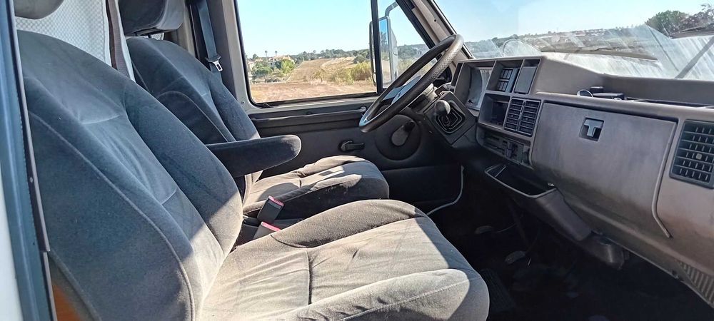 AUTOCARAVANA pronta a viajar sem problemas