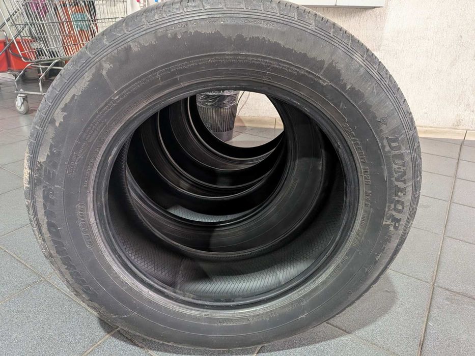 225/65R17 Dunlop Grandtrek -4шт