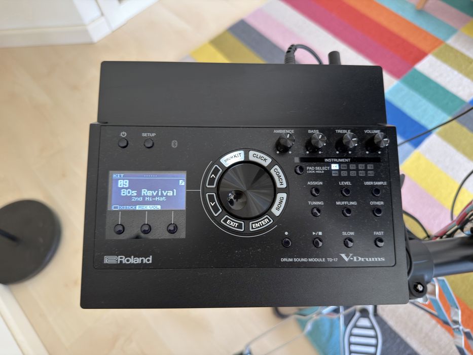Roland TD-17KVX2 V-Drums, praticamente nova (c/ caixa, fatura e extras)