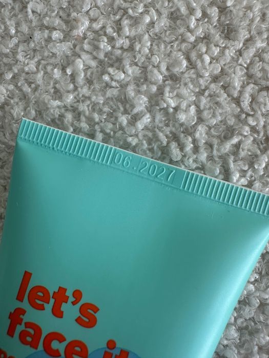 Let’s face it peeling enzymatyczny tutti frutti