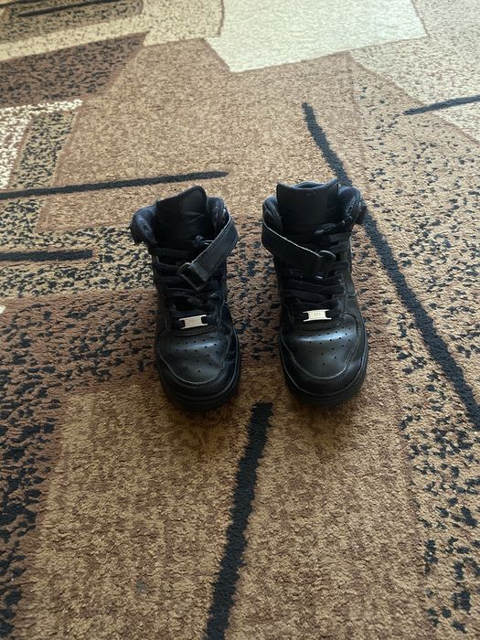 Air force black mid 38