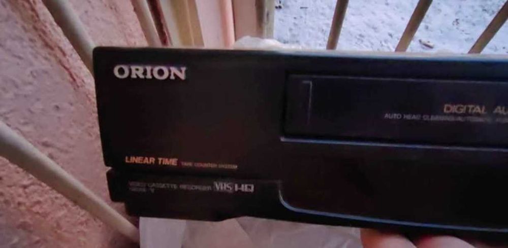 sprzedam magnetowid ORION