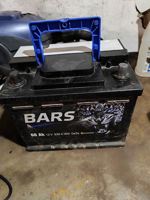 Продам Акамулятор BARS