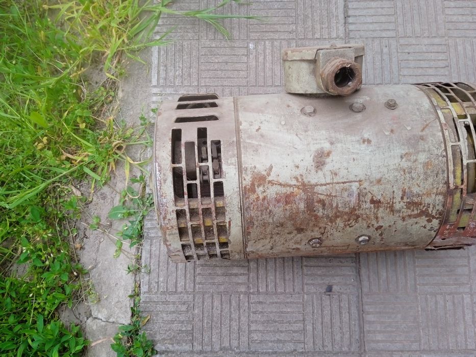 Електродвигун синхронний 2пн. 100l 1.1кВт 1300 об/хв