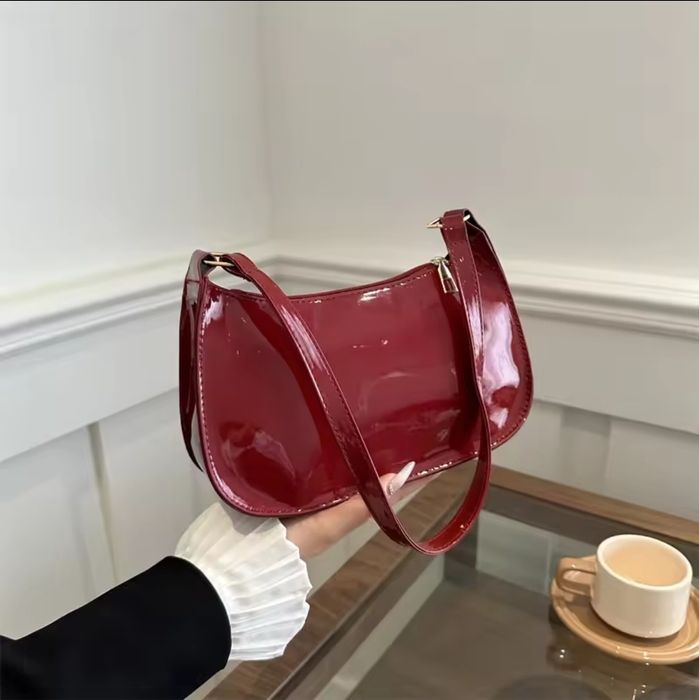 Трендовая женская сумка сумочка через плечо бургунди бордовая