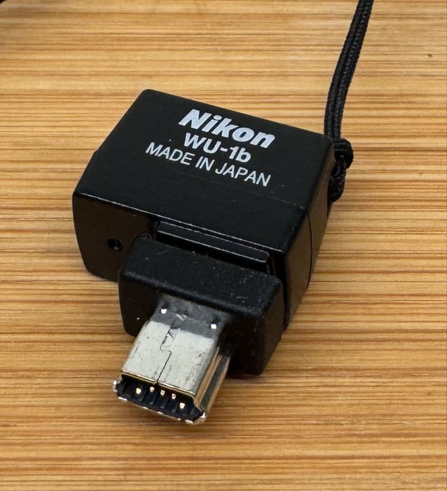 NIKON WU-1b mobilny adapter bezprzewodowy