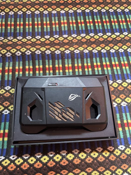 ASUS ROG TwinView Dock II- semi novo