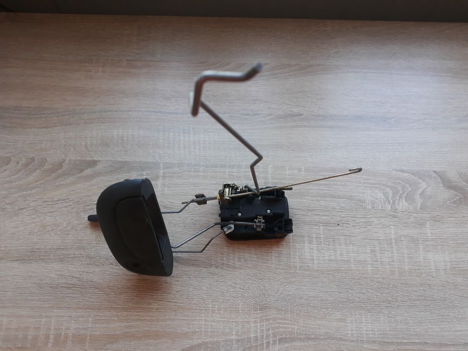 Дверка права  renault kangoo 2000p