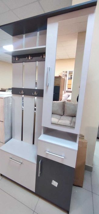 Продається прихожа!!!