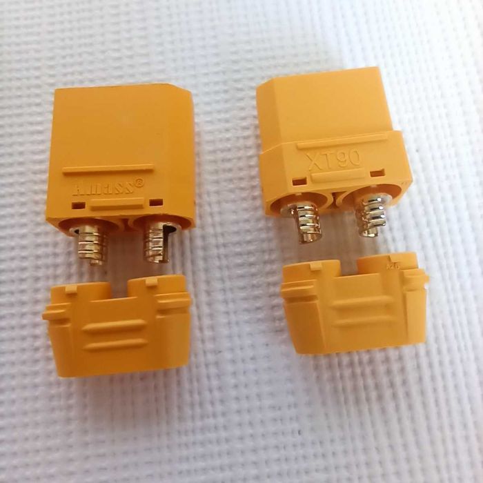 Роз'єм Amass XT60, XT90.